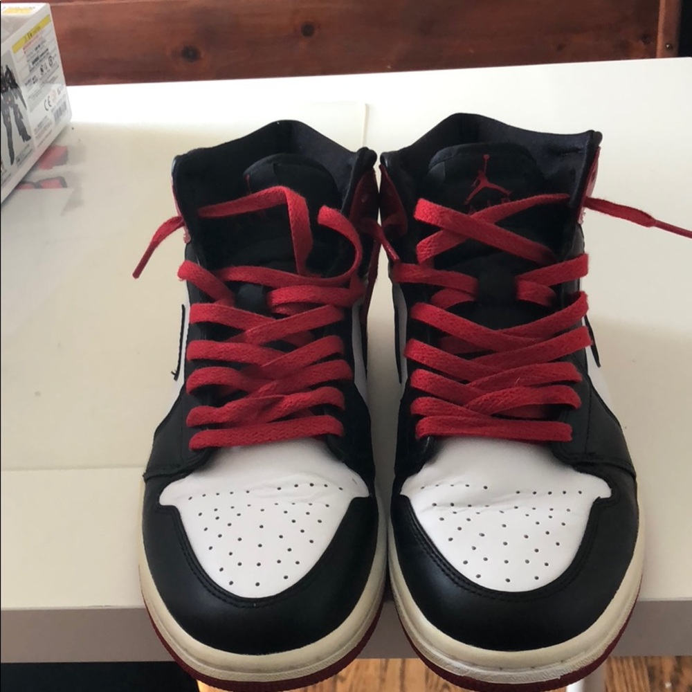 Jordan 1 “Old Love”